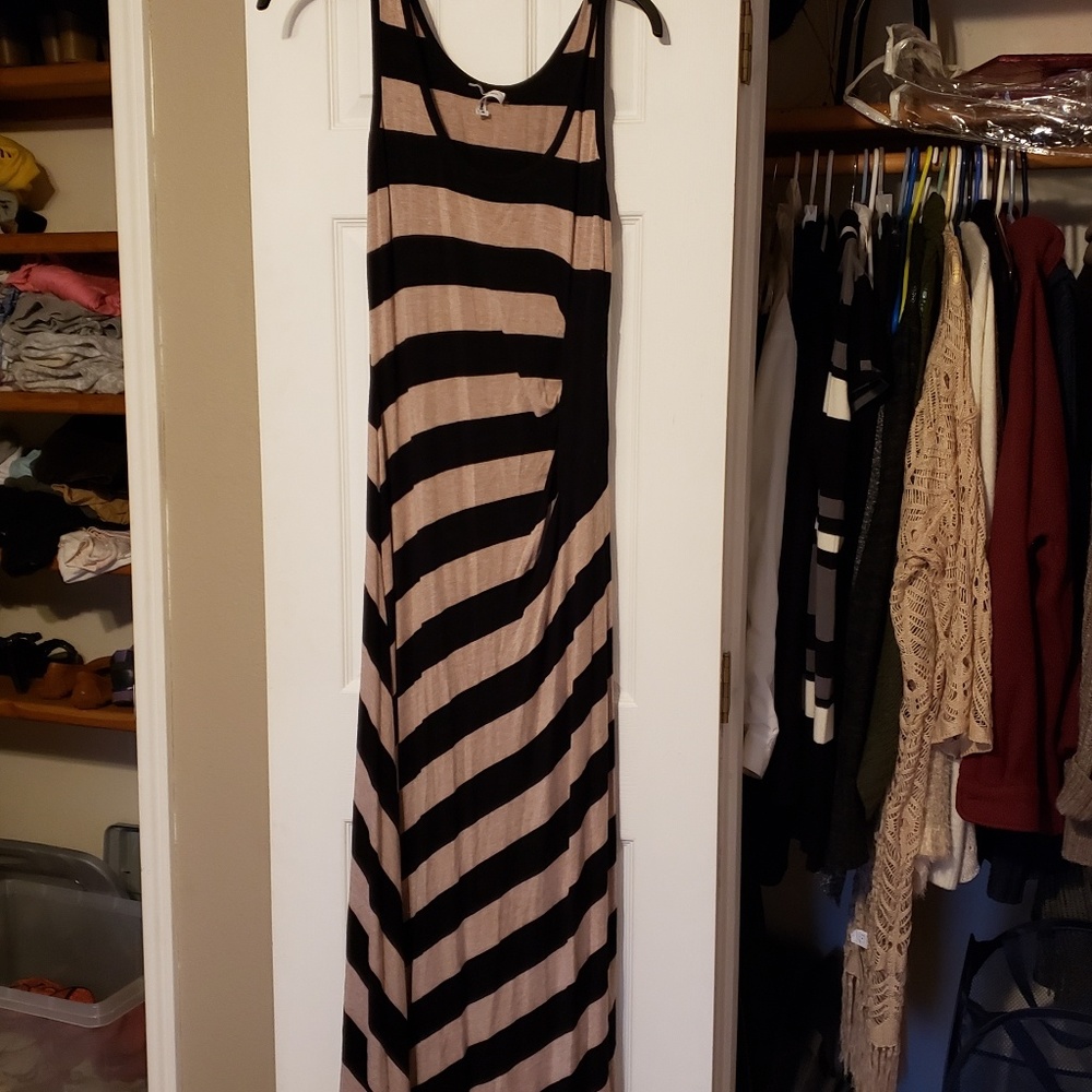 Adorable Calvin Klein knit summer dress